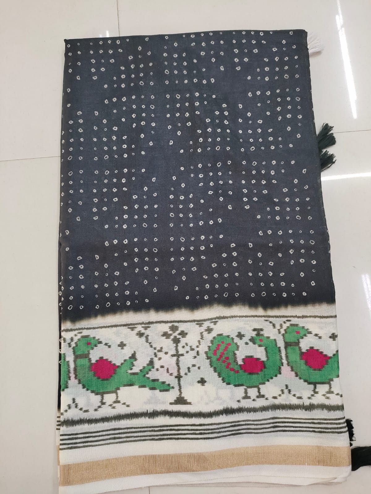 Charcoal Grey Bandhani Peacock Border Saree