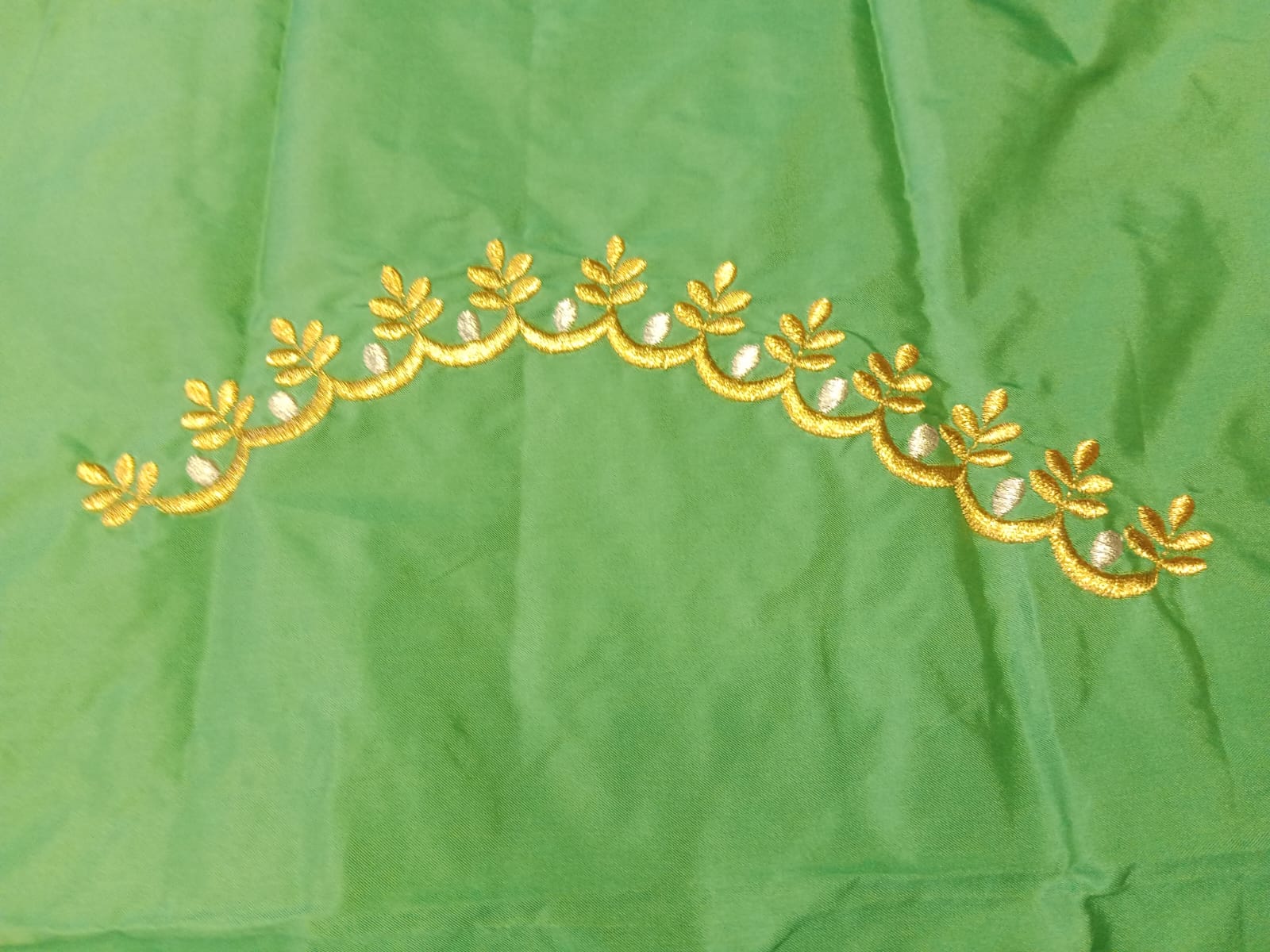 Designer Embroidery Blouse Fabric – Green Half Pattu Material (1.25 Meter)