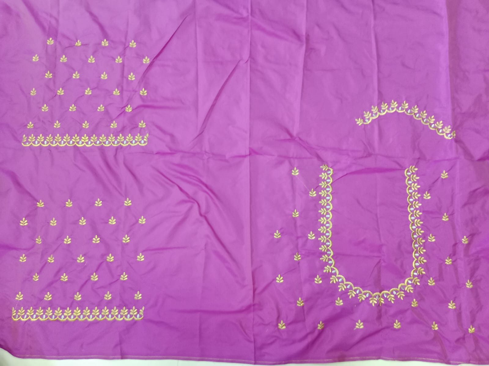 Designer Embroidery Blouse Fabric – Magenta Purple Half Pattu Material (1.25 Meter)