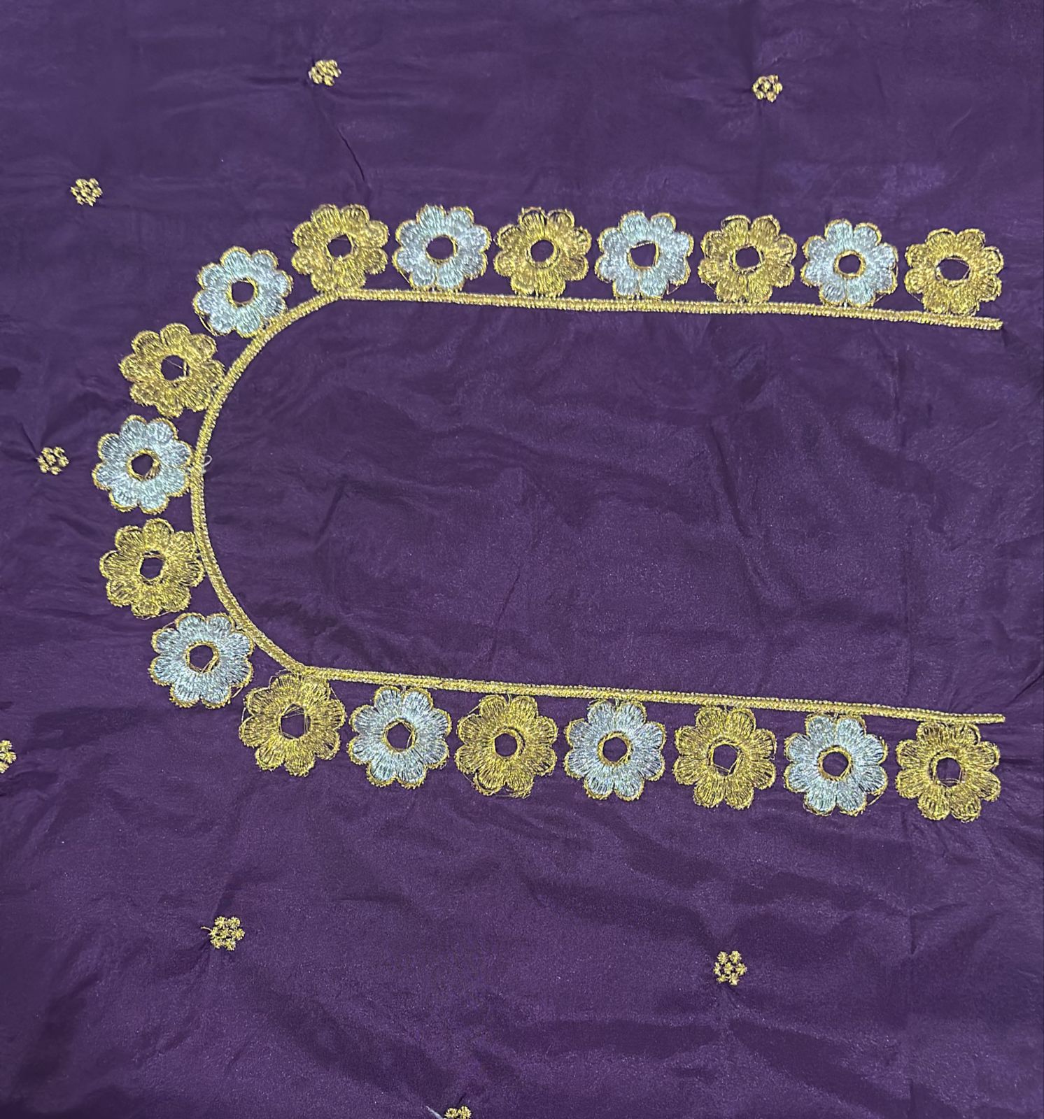 Embroidery Blouse Fabric – Designer Half Pattu Blouse Material (1.25 Meter)