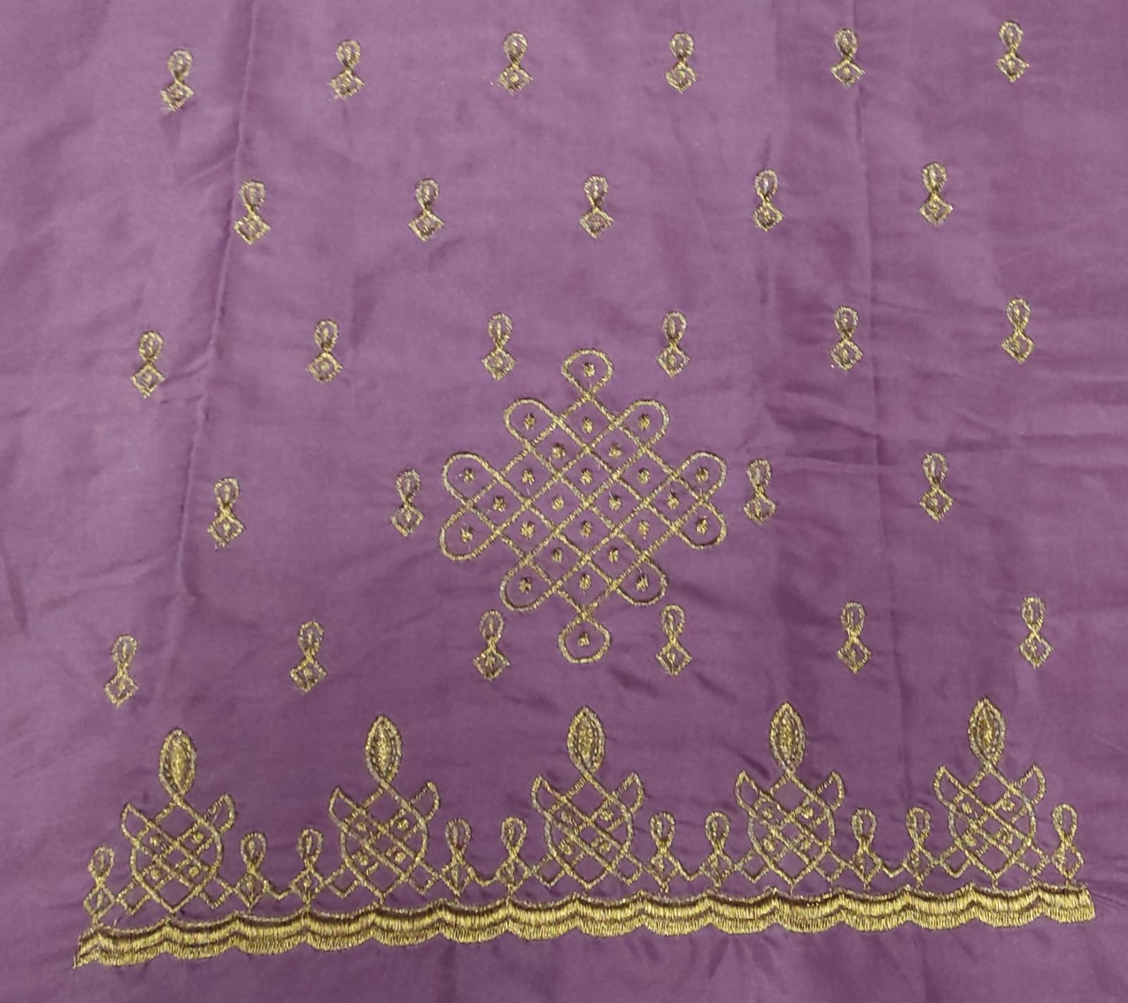 Embroidery Blouse Fabric – Designer Half Pattu Blouse Material (1.25 Meter)
