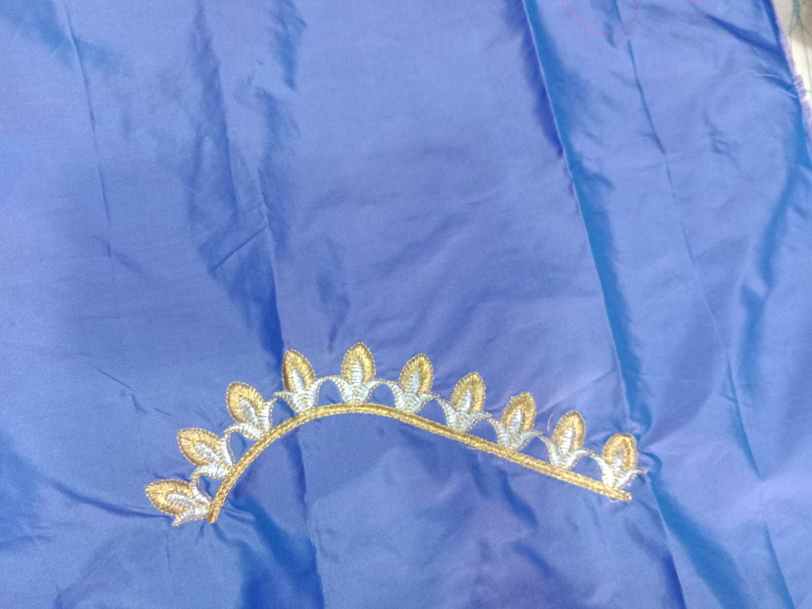 Embroidery Blouse Fabric – Designer Half Pattu Blouse Material (1.25 Meter)