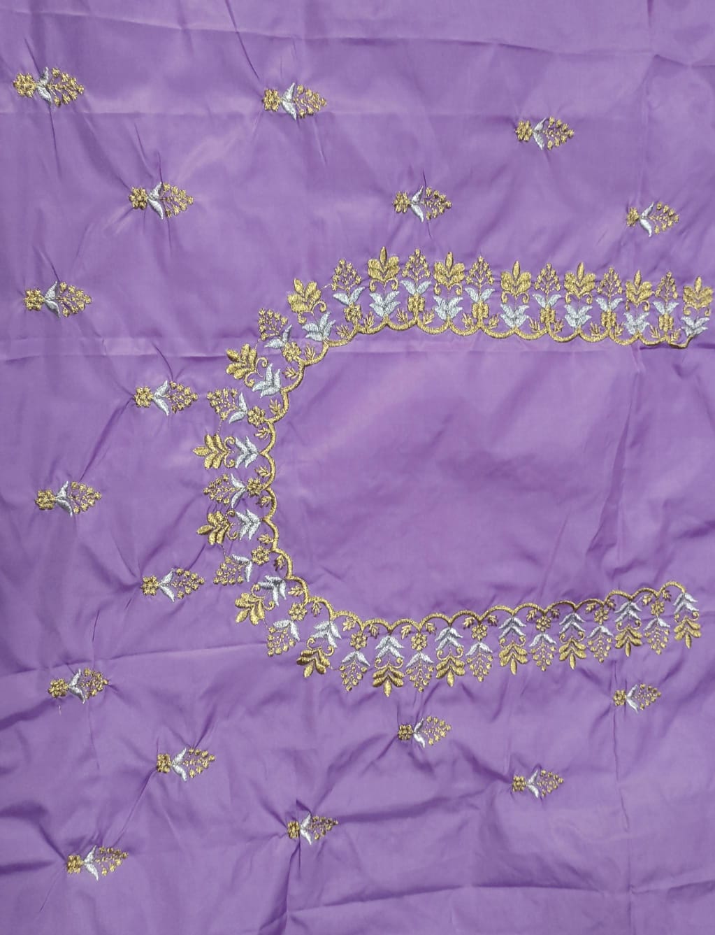 Embroidery Blouse Fabric – Designer Half Pattu Blouse Material (1.25 Meter)