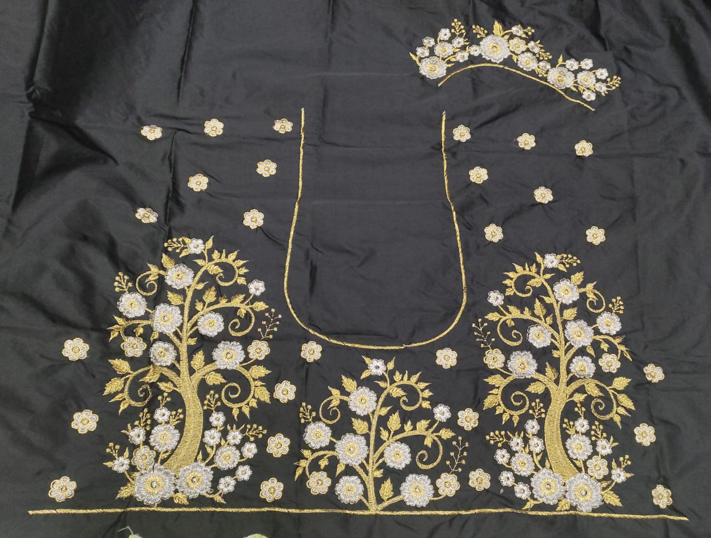 Embroidery Blouse Fabric – Designer Half Pattu Blouse Material (1.25 Meter)