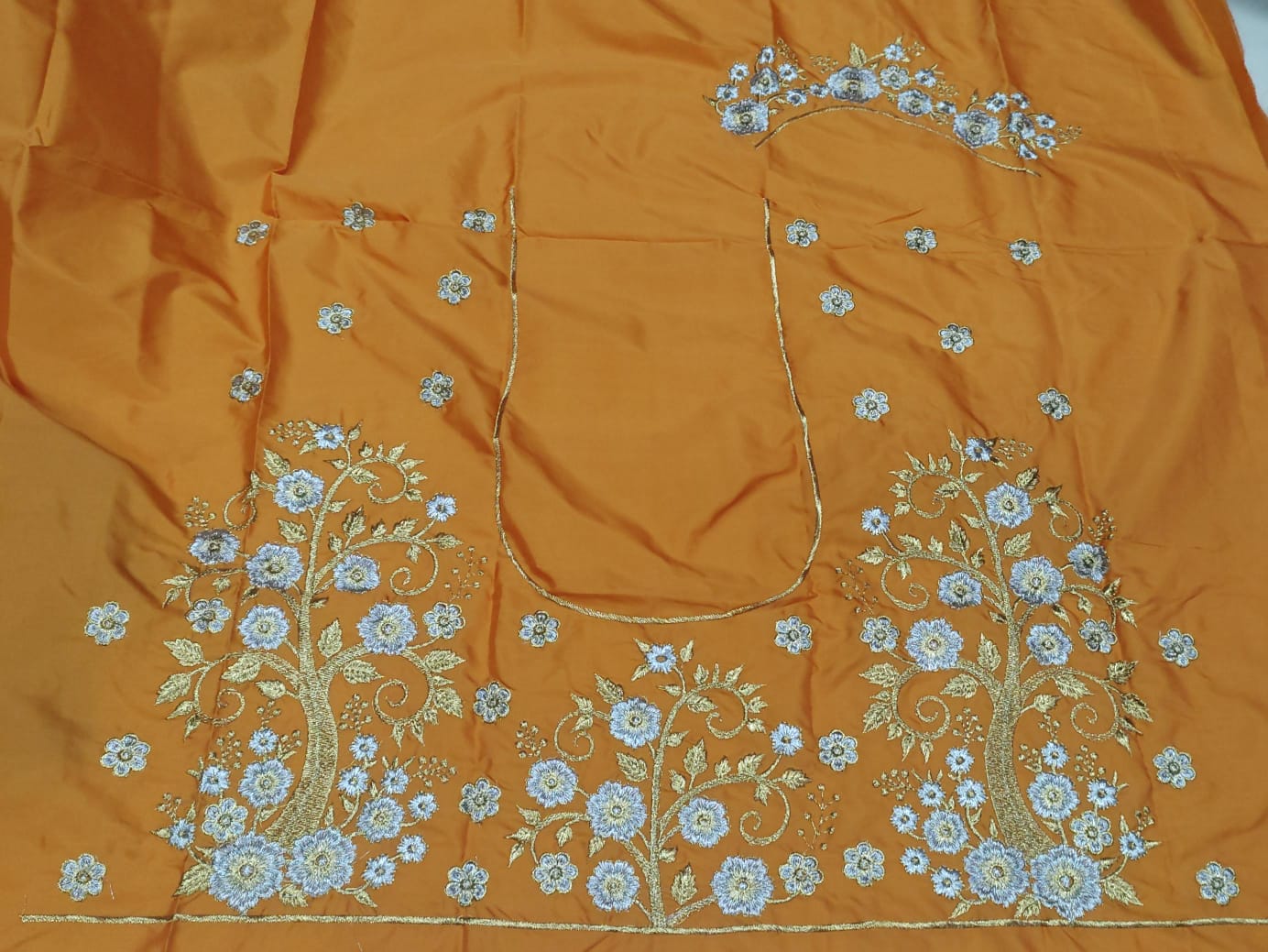 Embroidery Blouse Fabric – Designer Half Pattu Blouse Material (1.25 Meter)
