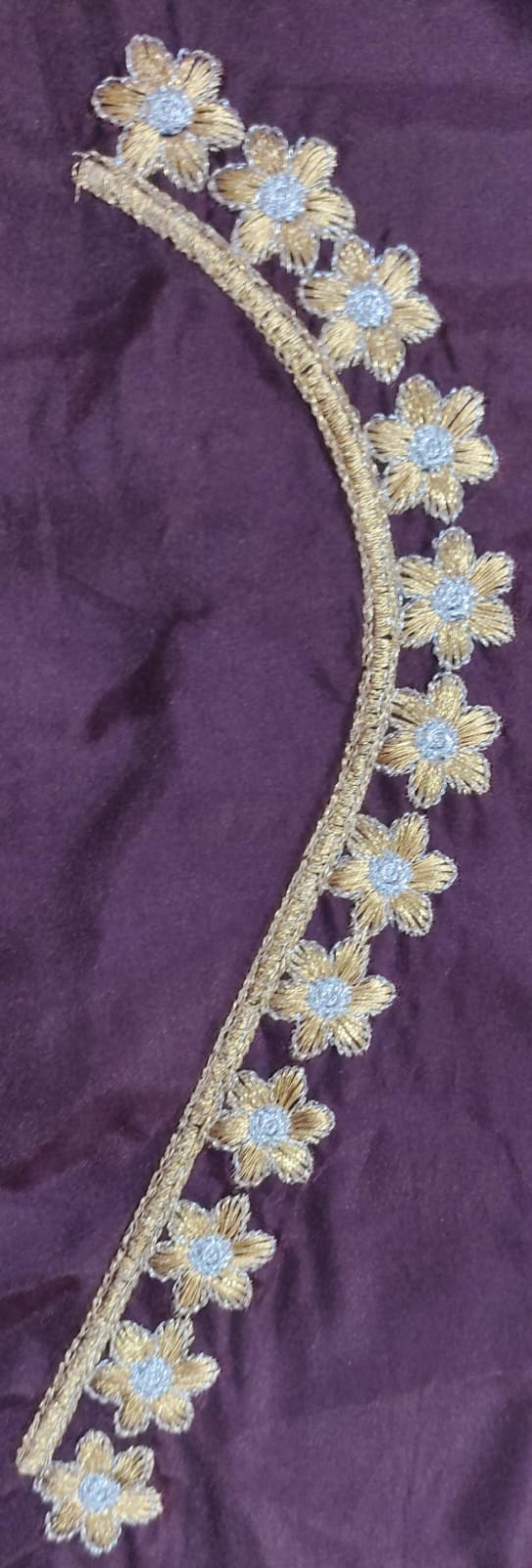 Embroidery Blouse Fabric – Designer Half Pattu Blouse Material (1.25 Meter)