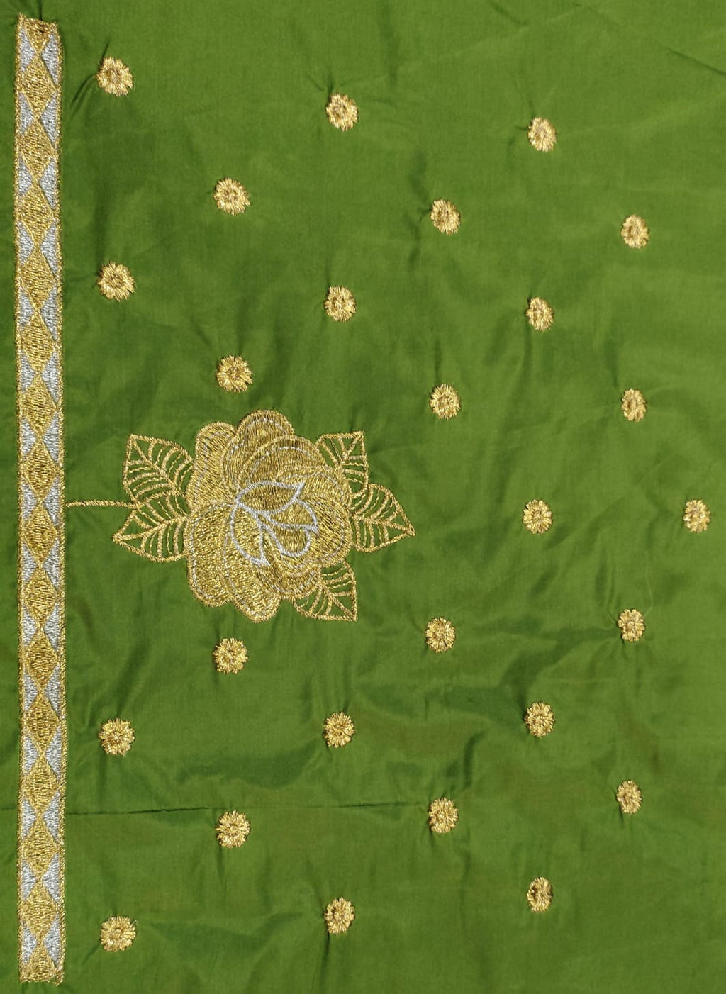 Embroidery Blouse Fabric – Designer Half Pattu Blouse Material (1.25 Meter)