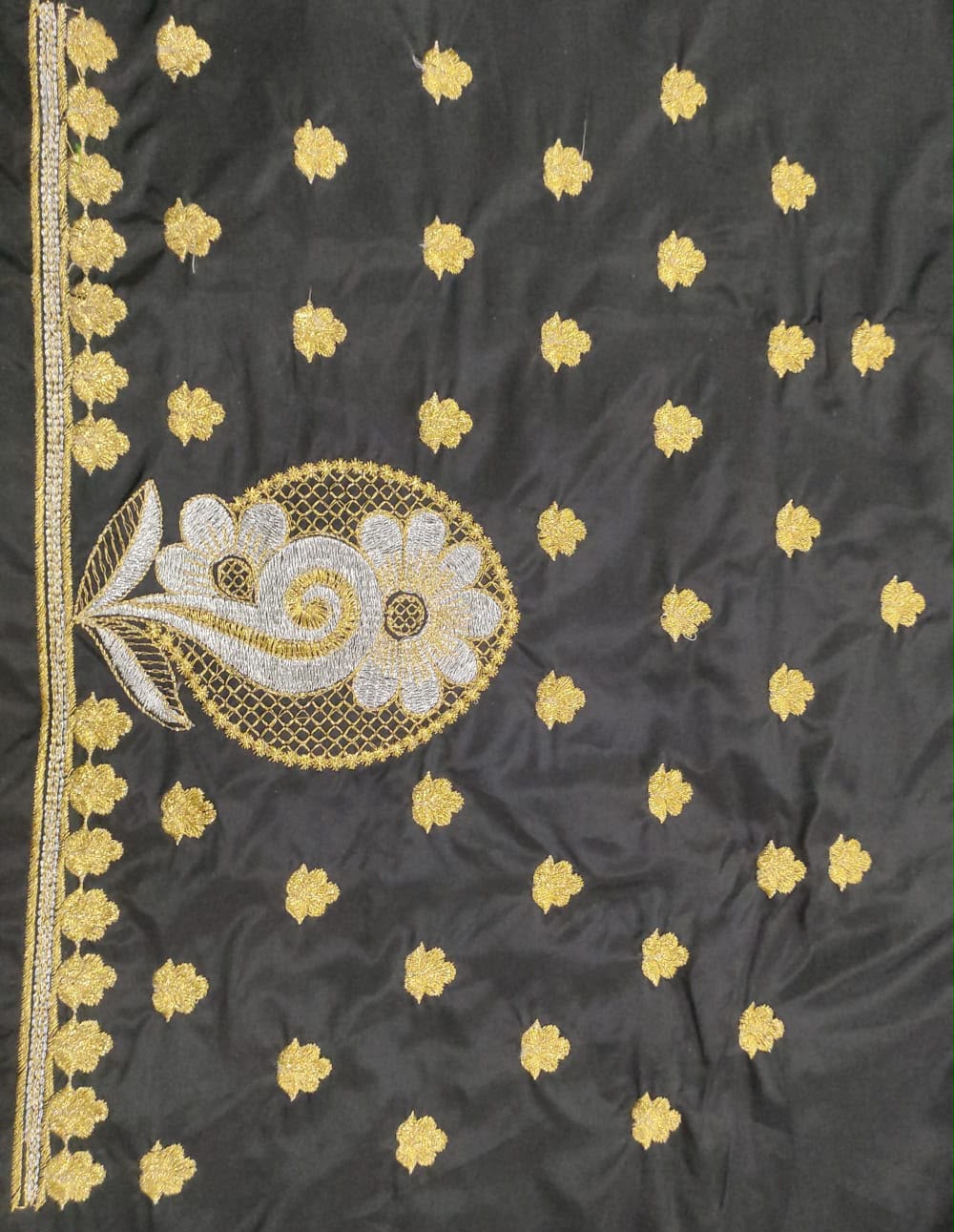 Embroidery Blouse Fabric – Designer Half Pattu Blouse Material (1.25 Meter)
