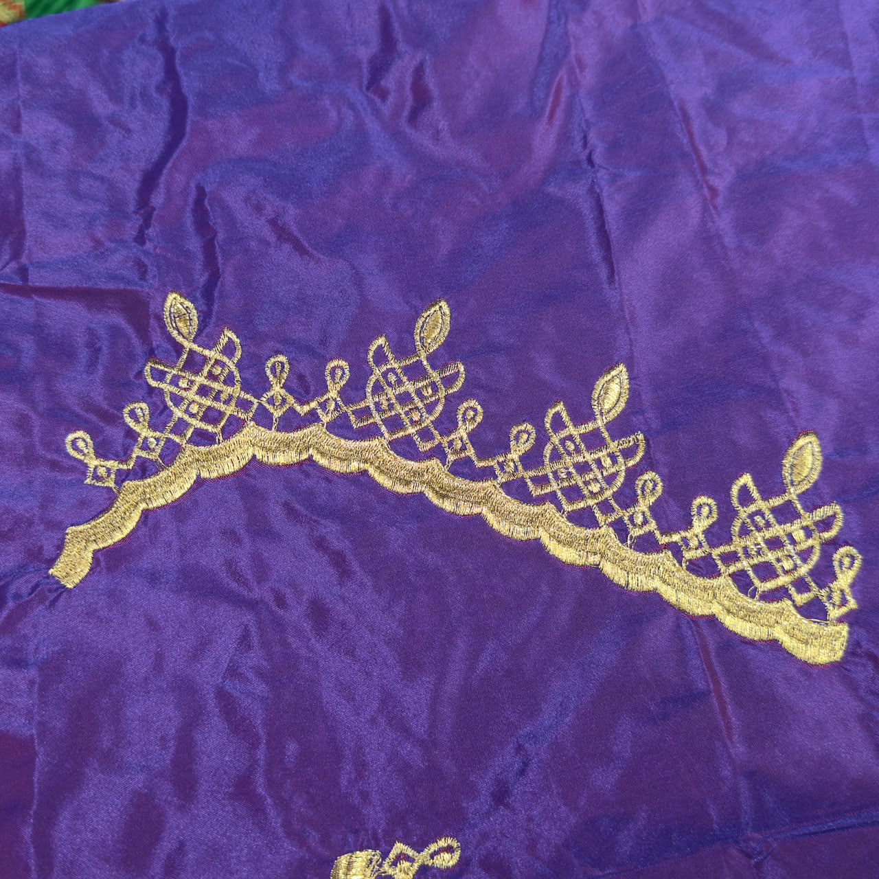 Embroidery Blouse Fabric – Designer Half Pattu Blouse Material (1.25 Meter) emb01